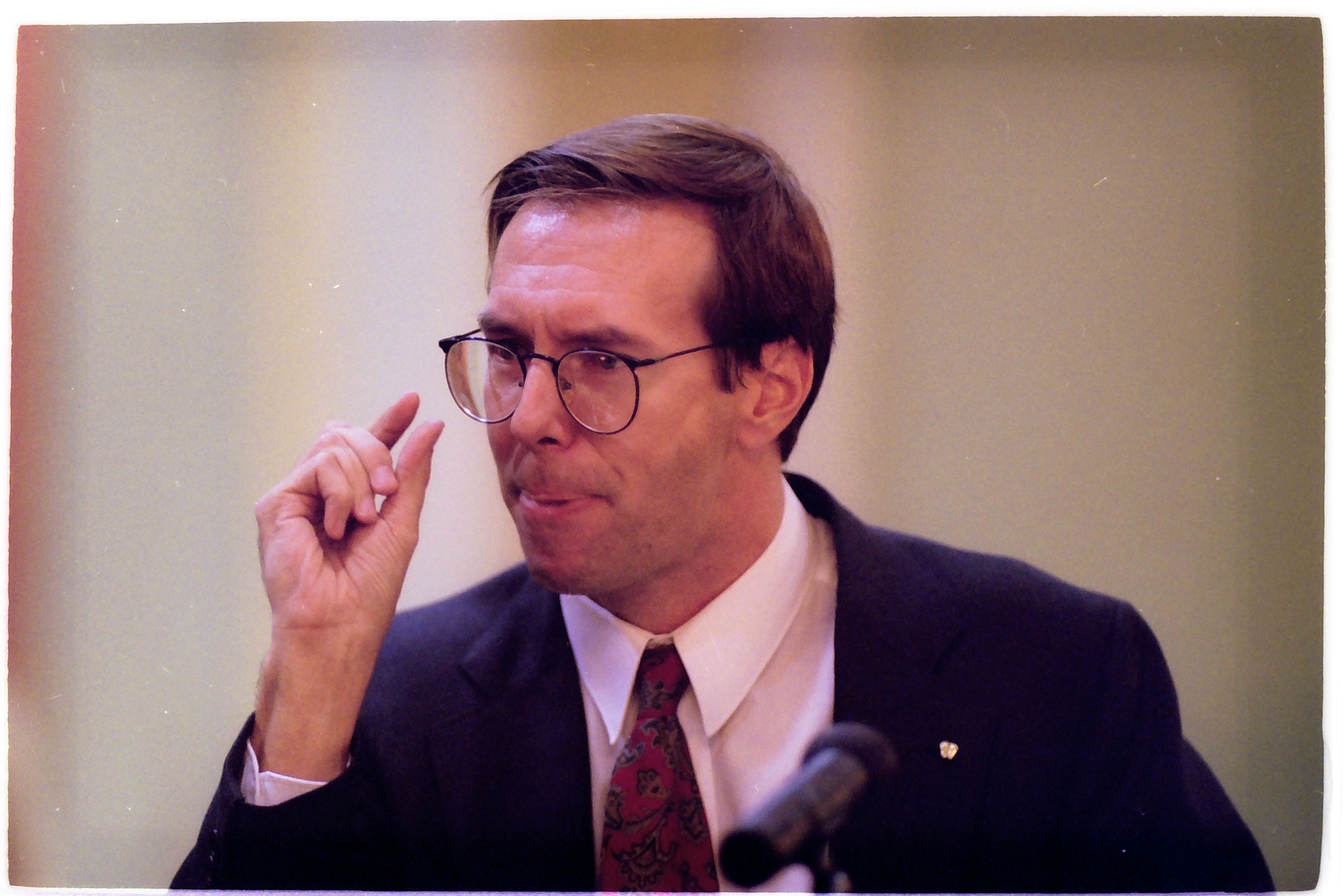 District Attorney John Zakowski argues for the state Oct. 27, 1995.