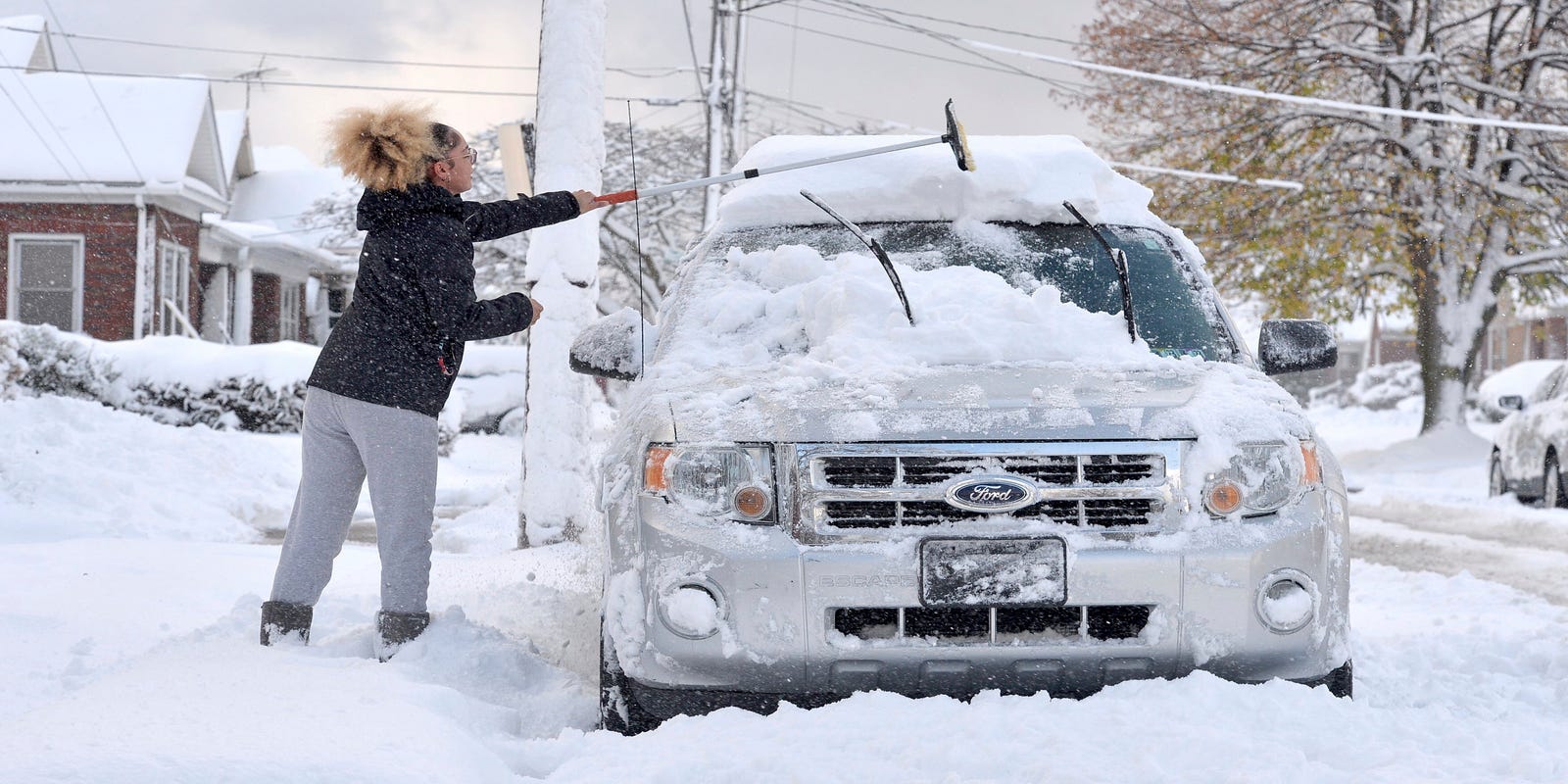 Want to start your car to heat it up? Here's why doing so in winter weather may be a bad idea