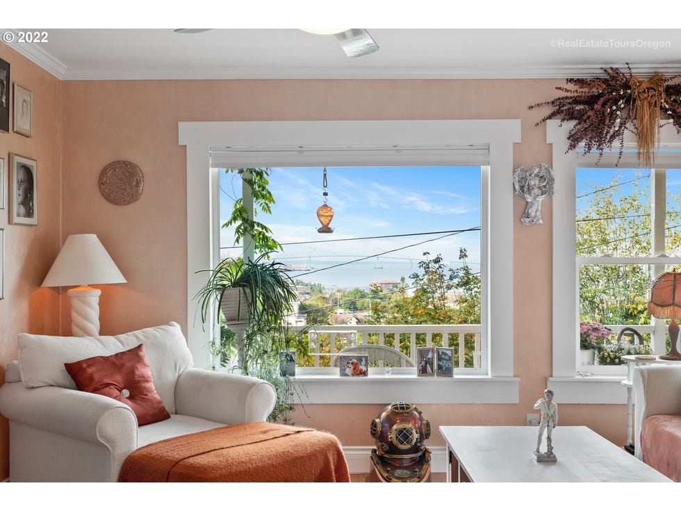 Goonies House For Sale For 1 65M In Oregon Along Pacific Coastline goonies-house-for-sale-for-1-65m-in-oregon-along-pacific-coastline