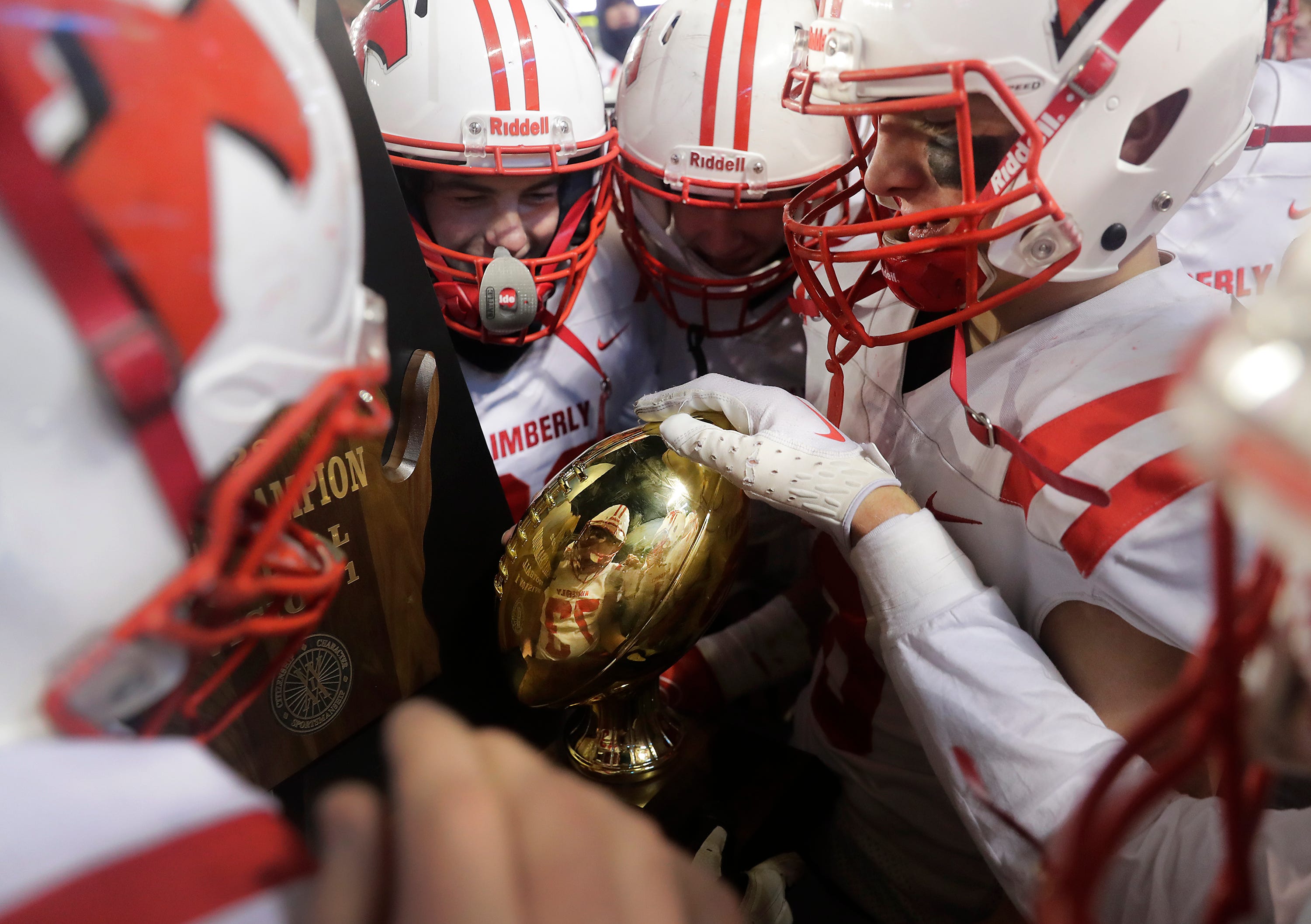Wisconsin High School Football State Finals Divisions 1 2 3 Updates wisconsin-high-school-football-state-finals-divisions-1-2-3-updates