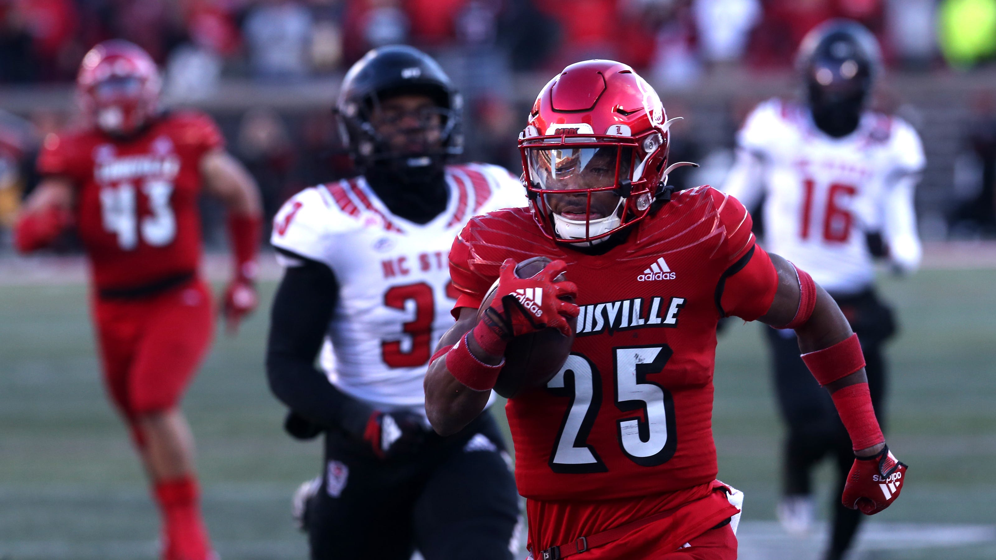 NC State's struggles continue with loss to Louisville
