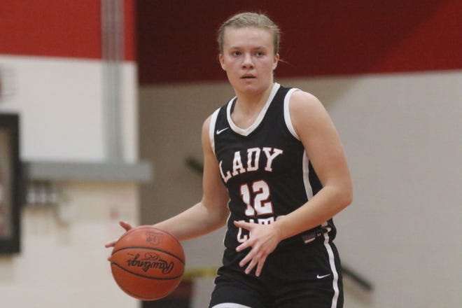 New London's Emilee Rowland ignited a furious fourth-quarter comeback during the Wildcats' 52-42 loss to Mansfield Christian on Friday night.