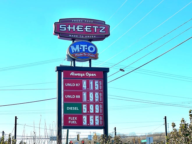 Sheetz, the Pennsylvania-based gas and convenience store chain, announced that it would be reducing the price of unleaded 88 to $1.99 a gallon from this Monday, Nov. 21, through next Monday, Nov. 28.