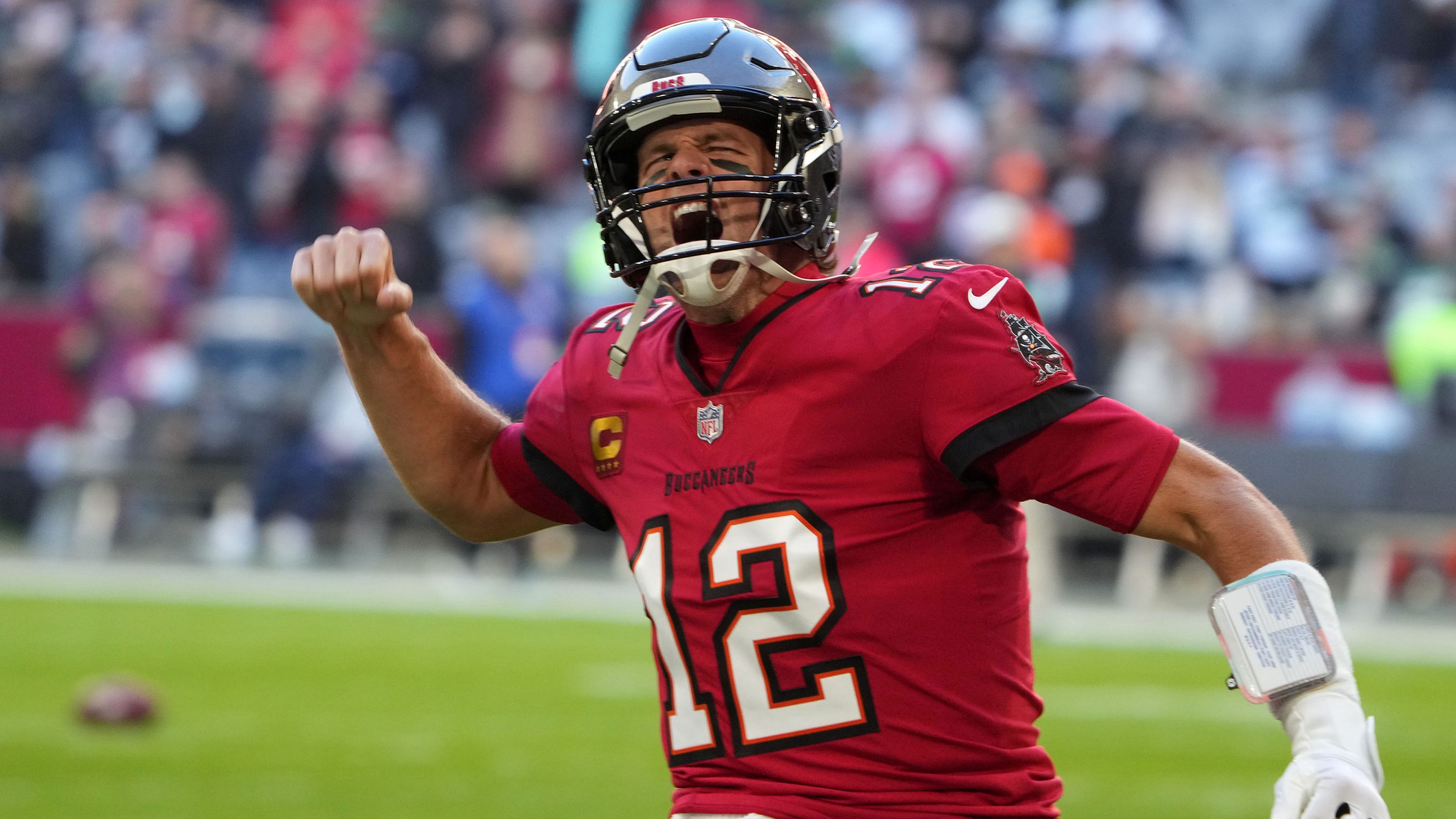 New Orleans Saints at Tampa Bay Buccaneers: Predictions, picks and odds for NFL Week 13 matchup