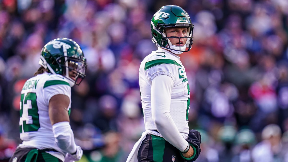New York Jets QB Zach Wilson barely generated any offense during Sunday's loss at New England.