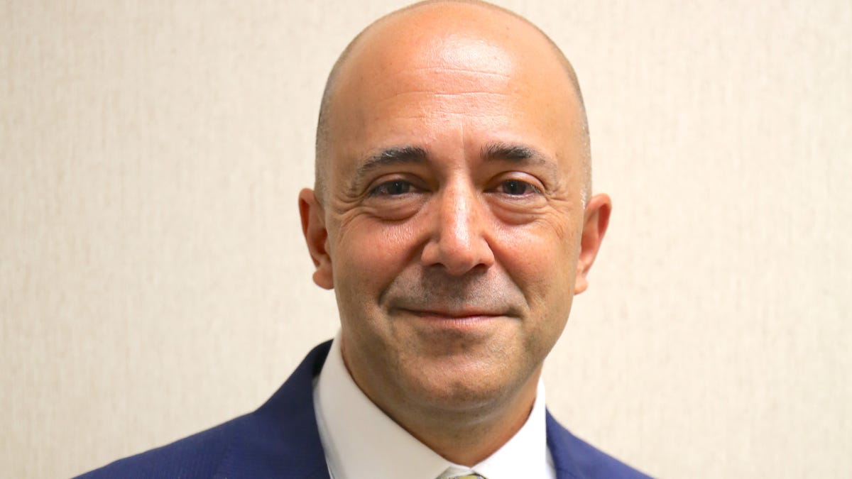 Rock star Edward Aldarelli unanimously appointed Edisons new school superintendent Rock star Edward Aldarelli unanimously appointed Edisons new school superintendent