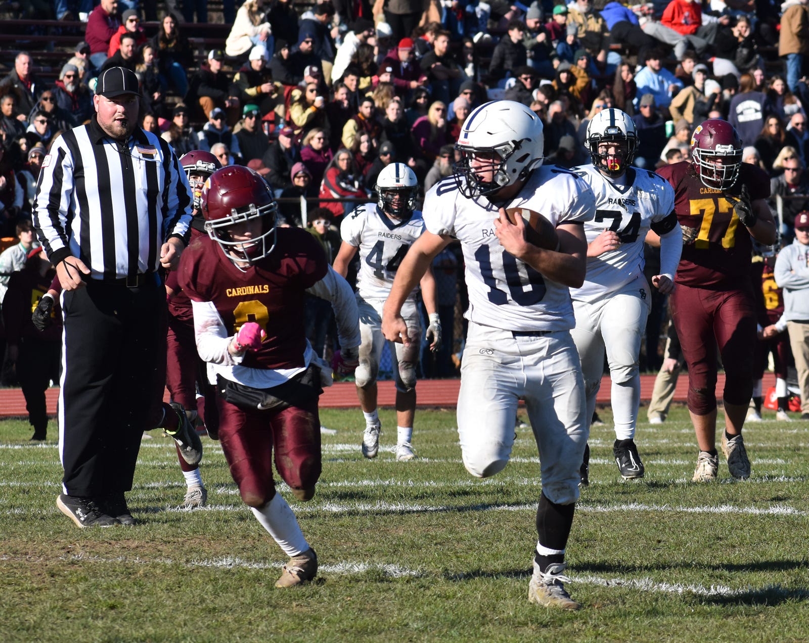 Joseph Case And Somerset Berkley Thanksgiving Game 2022