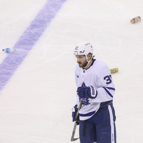 Nov. 23: Toronto Maple Leafs defenseman Timothy Li