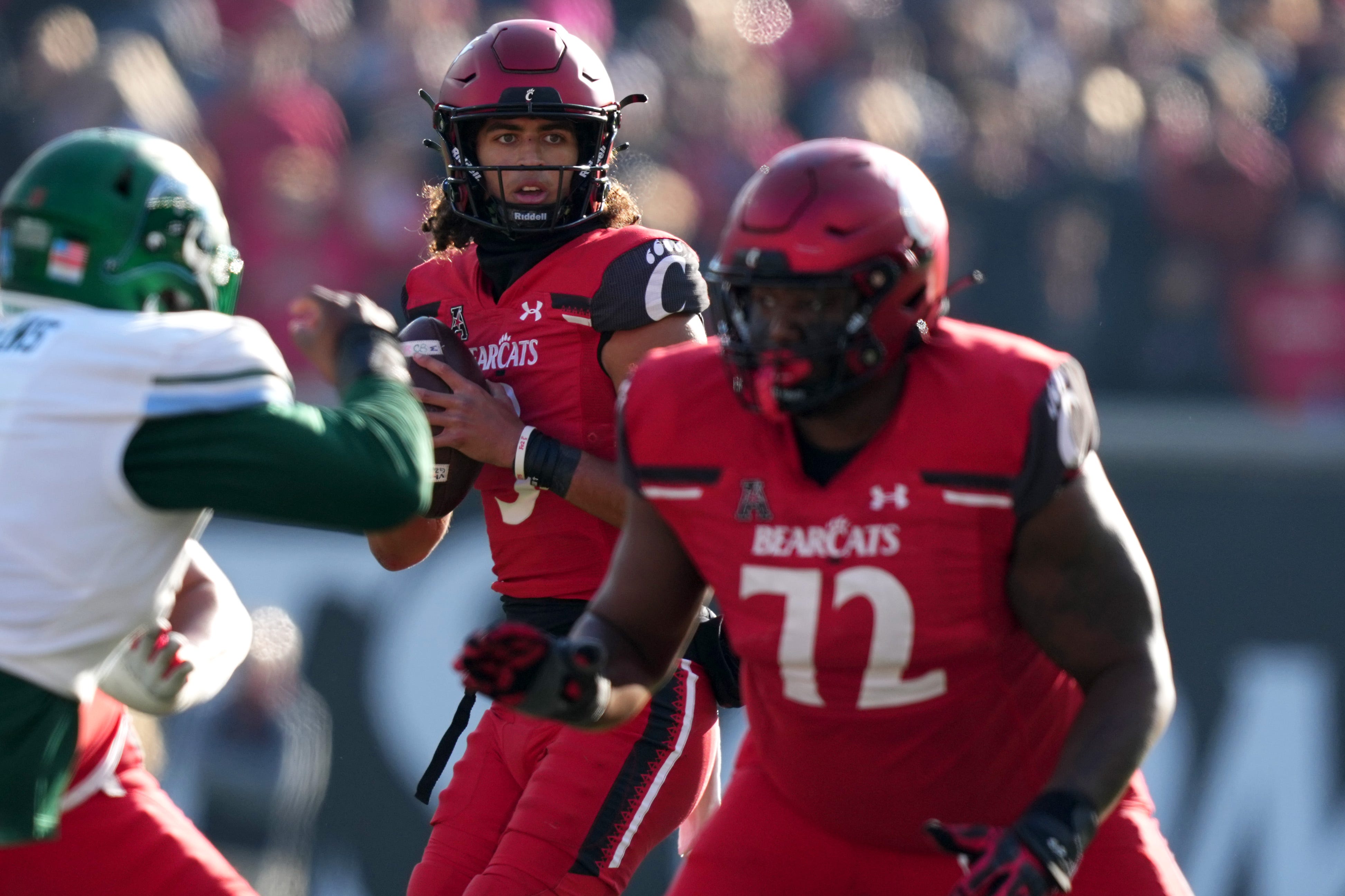 Fenway Bowl score updates for Cincinnati vs. Louisville