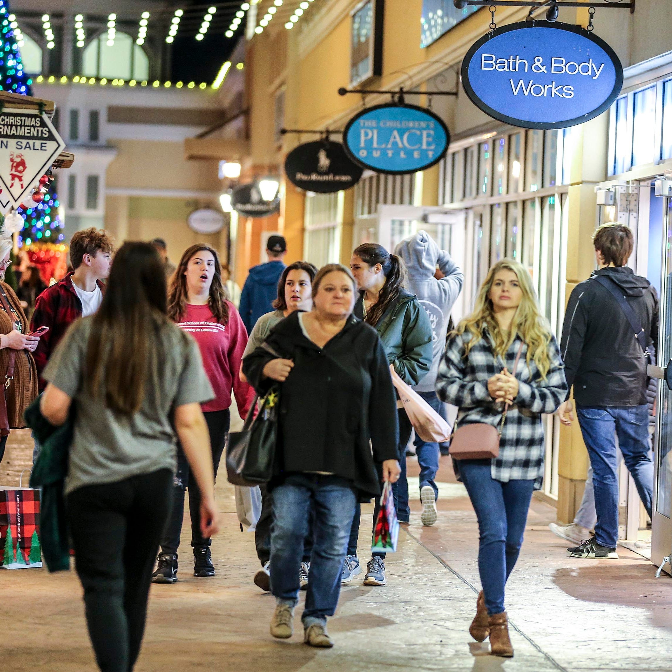 Shoppers at Outlet Shoppes of the Bluegrass in Simpsonville for Black Friday on Friday, Nov. 25, 2022.