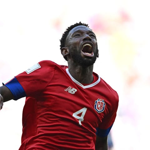 Costa Rica's defender Keysher Fuller celebrates sc