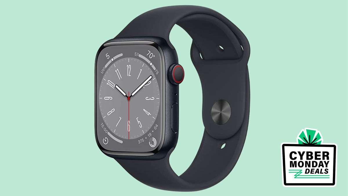 Hurry! The Apple Watch Series 8 is still $39 off for Cyber Monday—but it won't last