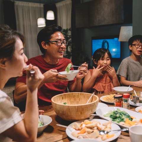 reunion dinner at home