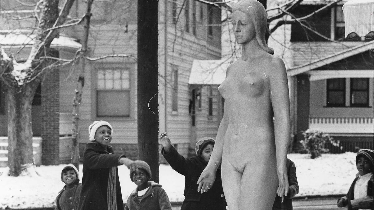 Local history: Nude statue turned heads at Highland Square