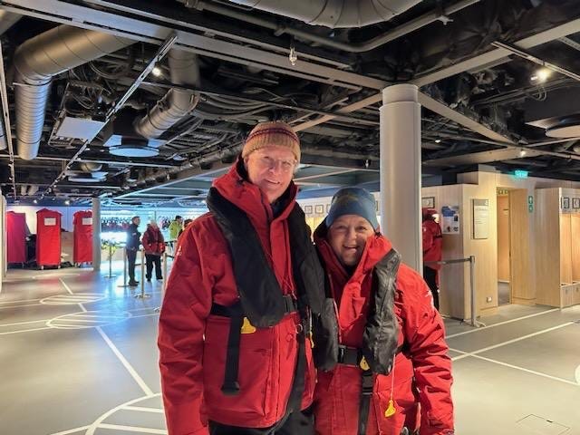 Tom and Pam Trusdale were recently on a heavy-duty inflatable boat when an explosion occurred, badly breaking a woman's leg. They were taking a trip to Antarctica.