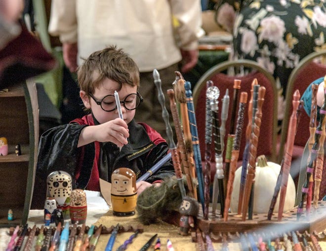 Wizards and witches of all ages learned the magical arts at 2019 New England Wizardfest, held at the Best Western Royal Plaza Hotel. After a hiatus due to COVID, the Harry Potter-themed extravaganza returns, with events set Dec. 10-11 at the hotel.