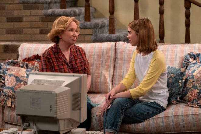 Kitty Forman (Debra Jo Rupp) and her onscreen daughter, Leia Forman (Callie Haverda) in a scene from "That '90s Show."