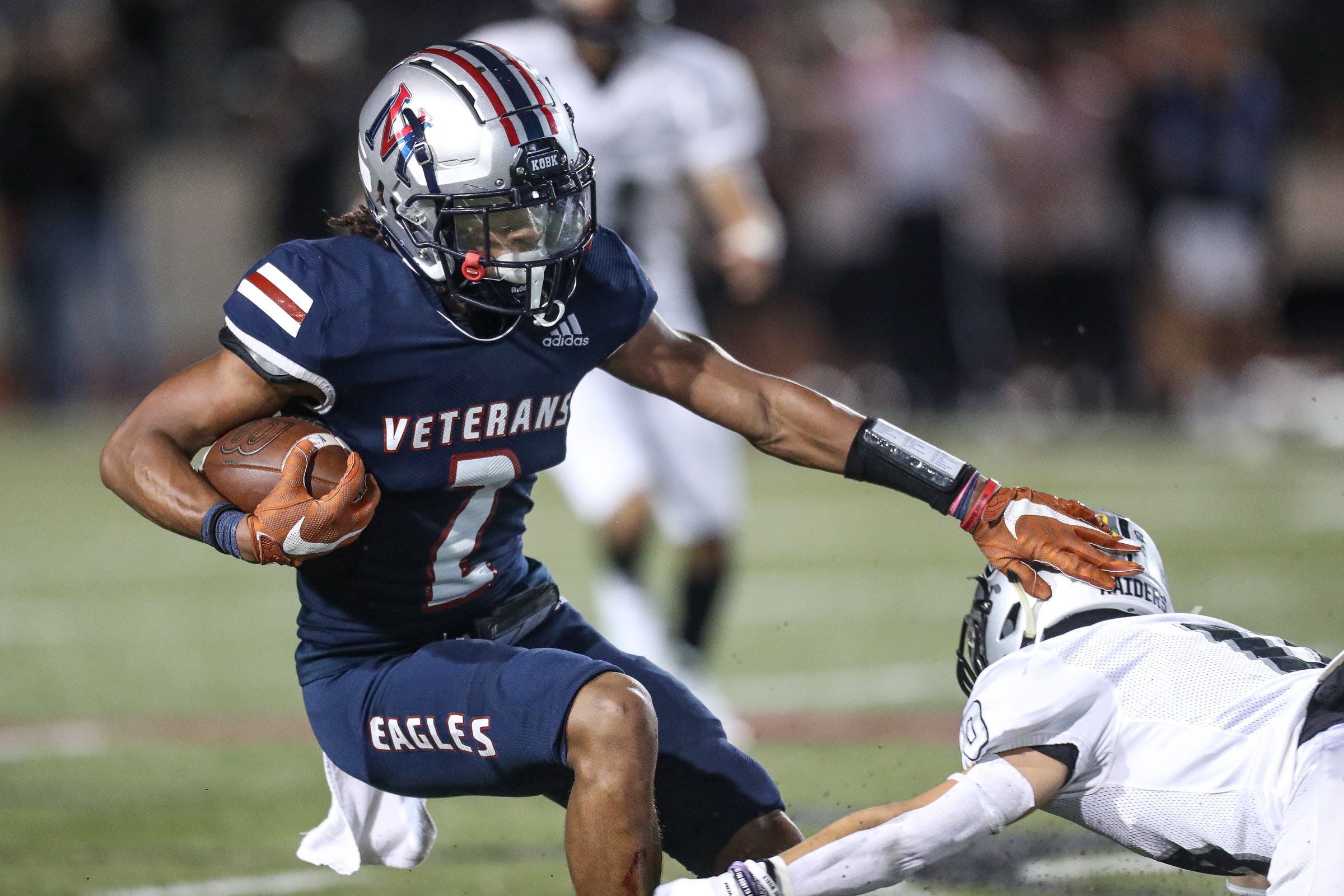 High School Football Veterans Memorial tops PSJA North to win