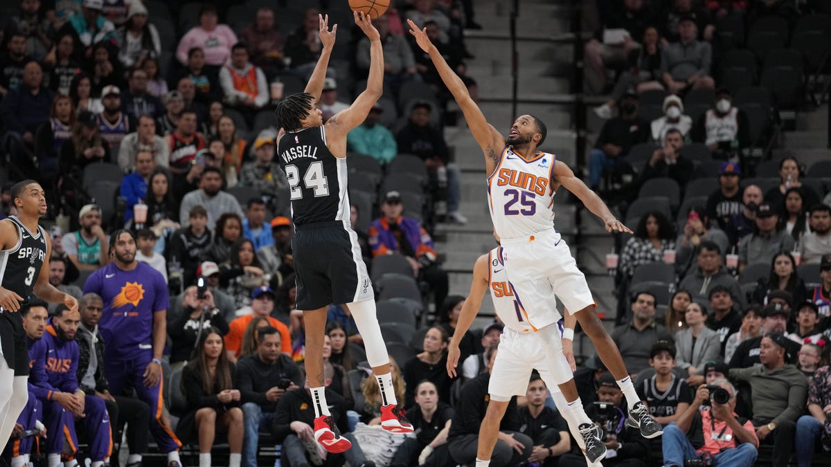 Foto: Phoenix Suns di San Antonio Spurs
