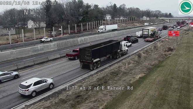 A crash on I-77 north has closed one lane and the ramp from I-77 north to I-277 west.