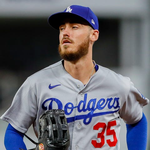 Cody Bellinger hit .210 with 19 home runs and 68 R