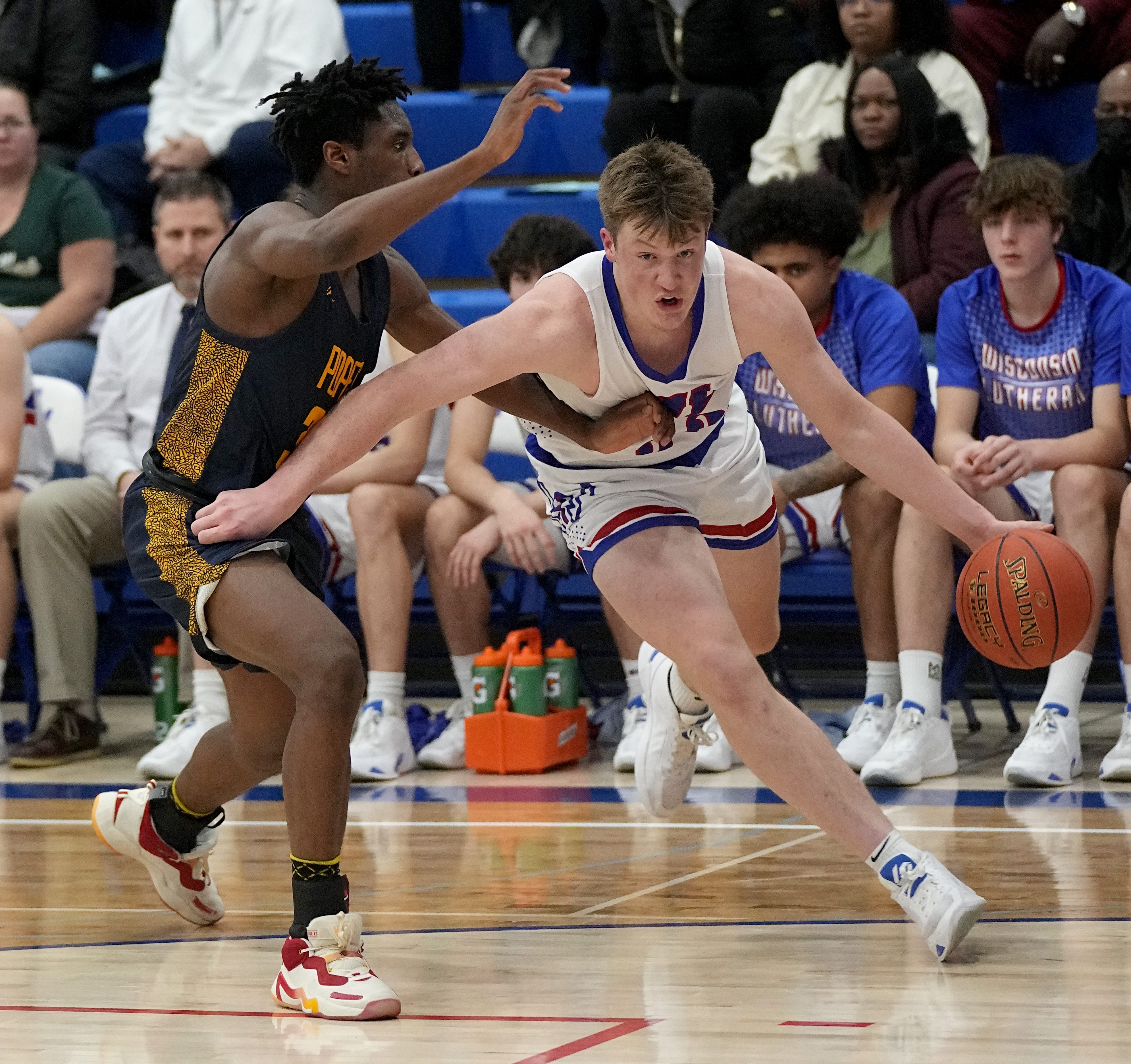 Wisconsin Lutheran's Kon Knueppel's parents were basketball stars too