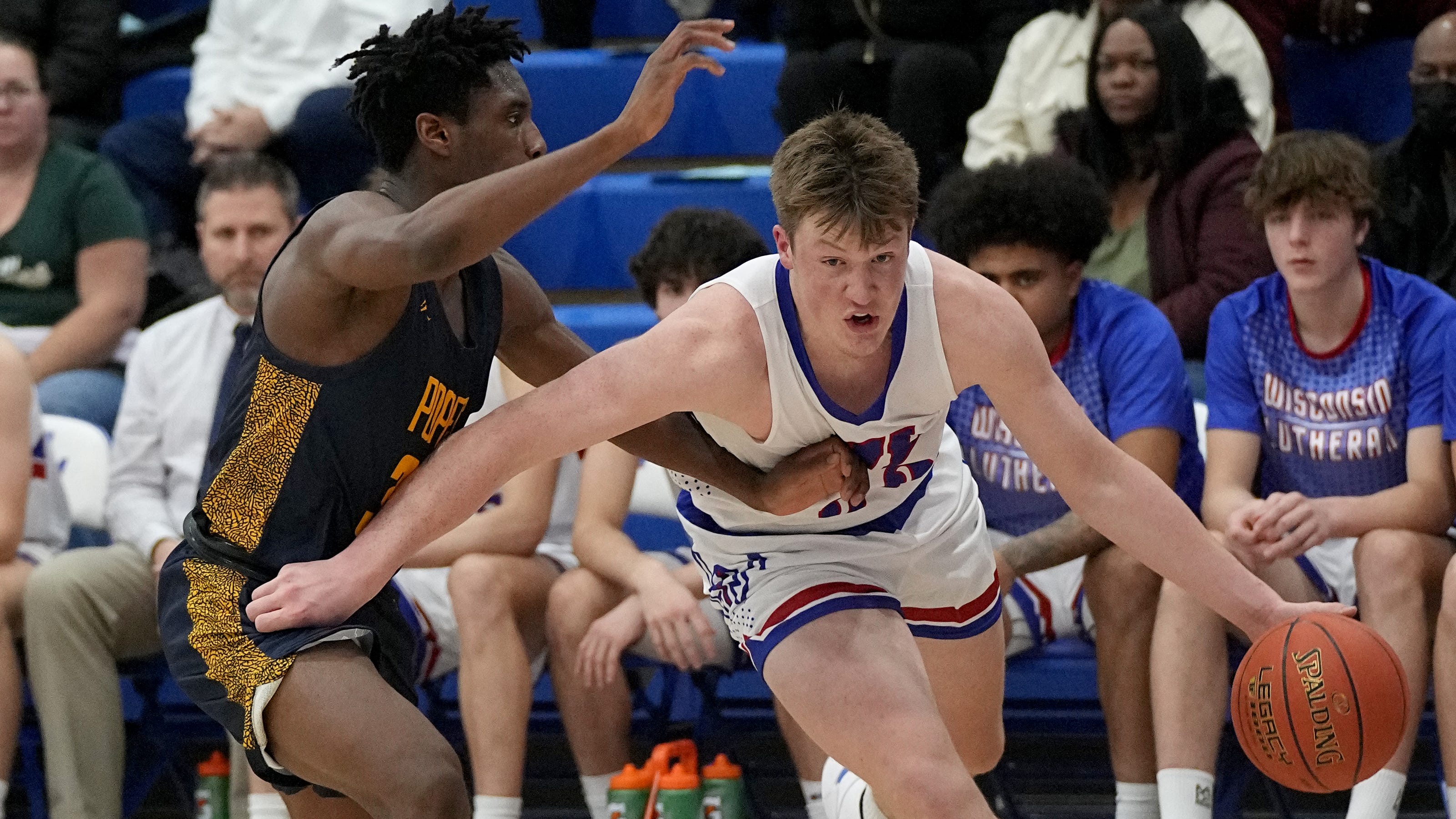 Wisconsin Lutheran's Kon Knueppel's parents were basketball stars too