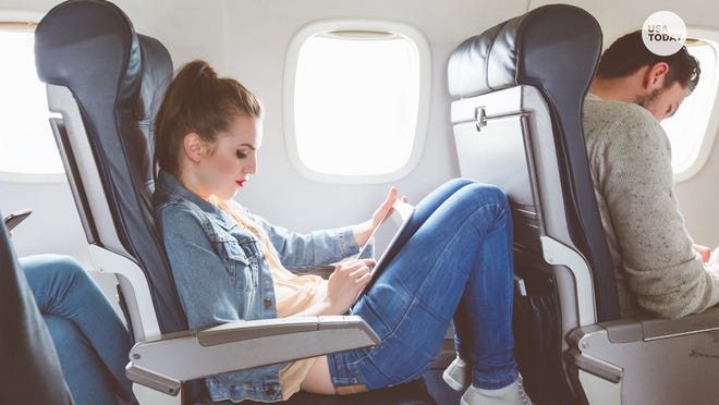 How to deal with pesky airplane seat recliners