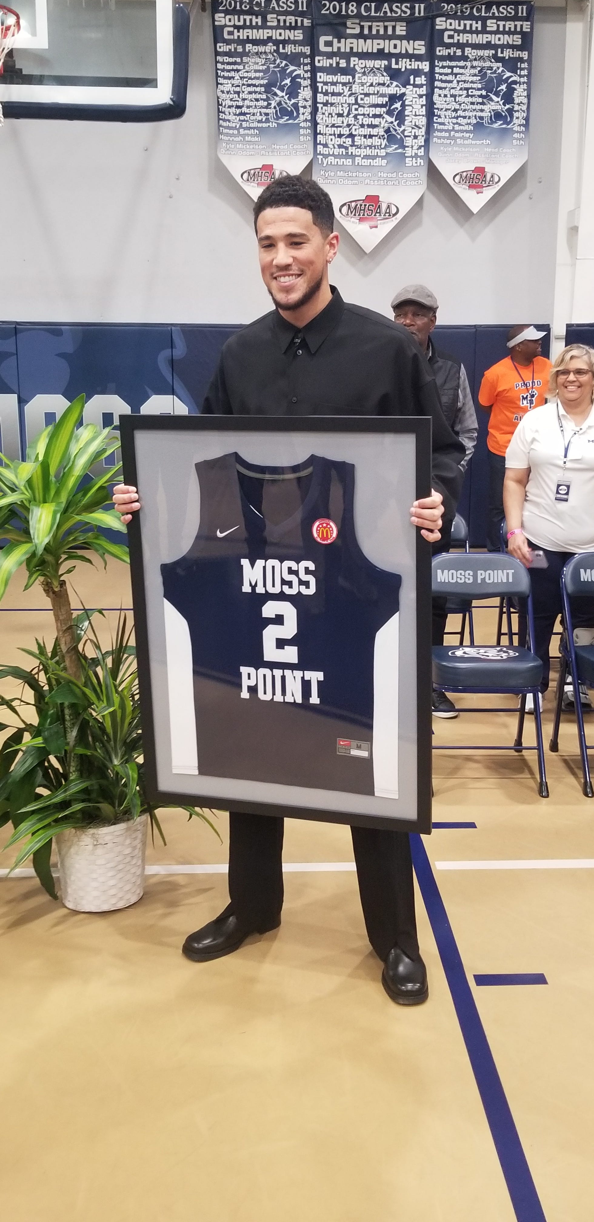 Devin Booker shares Moss Point (Miss.) jersey ceremony with Phoenix Suns