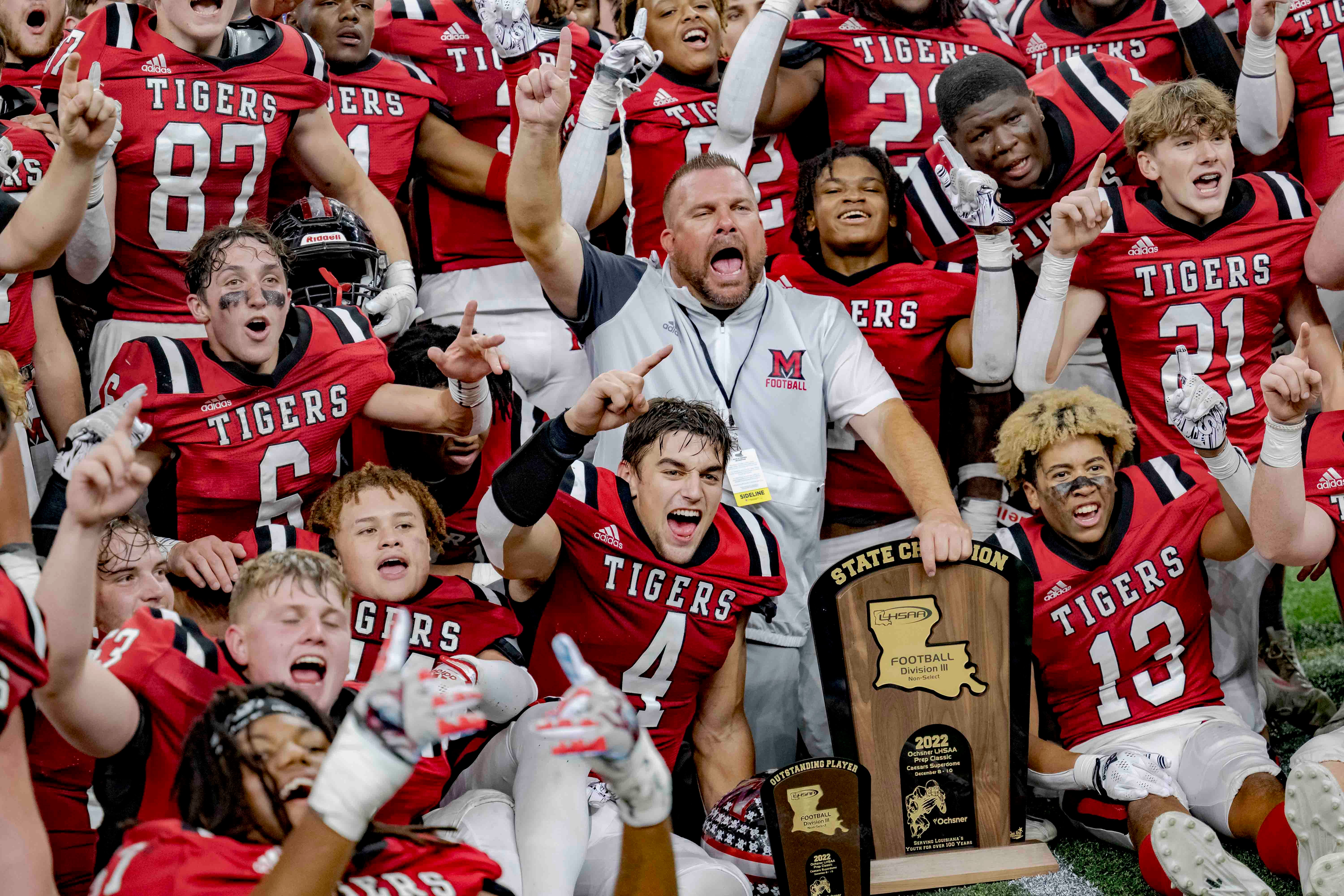 LHSAA football championships 2022 Many beats Union Parish, Trey Holly