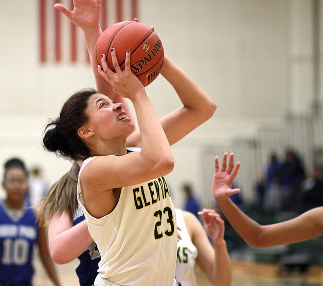 Hannah Outlaw led Glen Oaks with 20 points in the team's win on Wednesday.