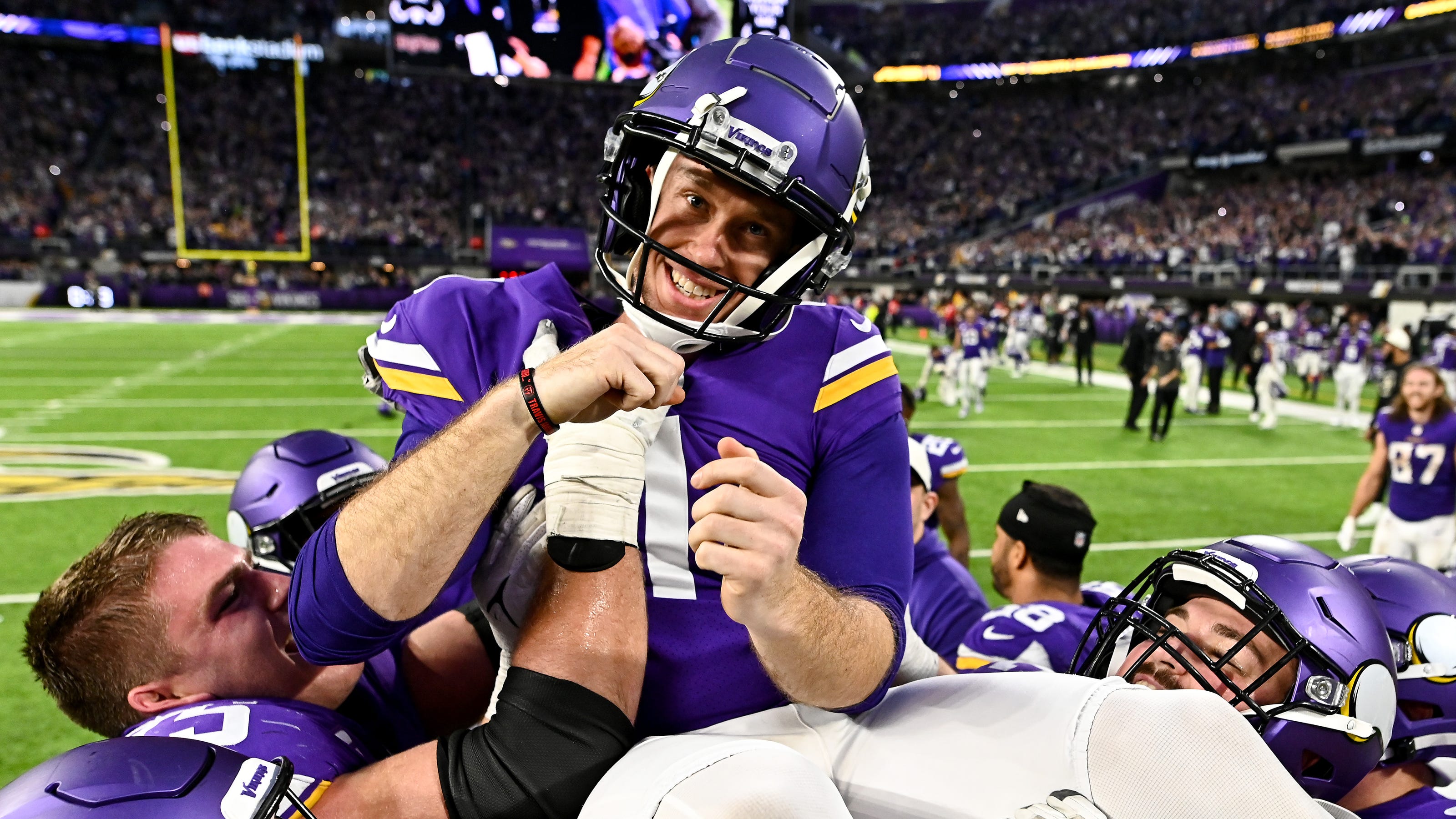 Vikings pull off biggest comeback in NFL history with victory over Colts