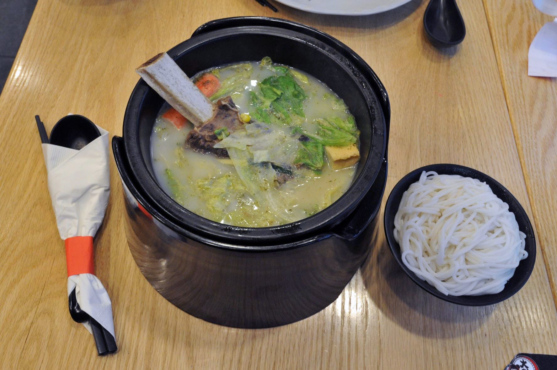 'Boiling energy' Hearty Chinese soups at Dagu Rice Noodle in Quincy