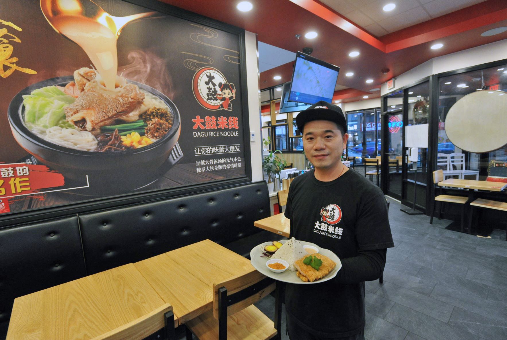 'Boiling energy' Hearty Chinese soups at Dagu Rice Noodle in Quincy