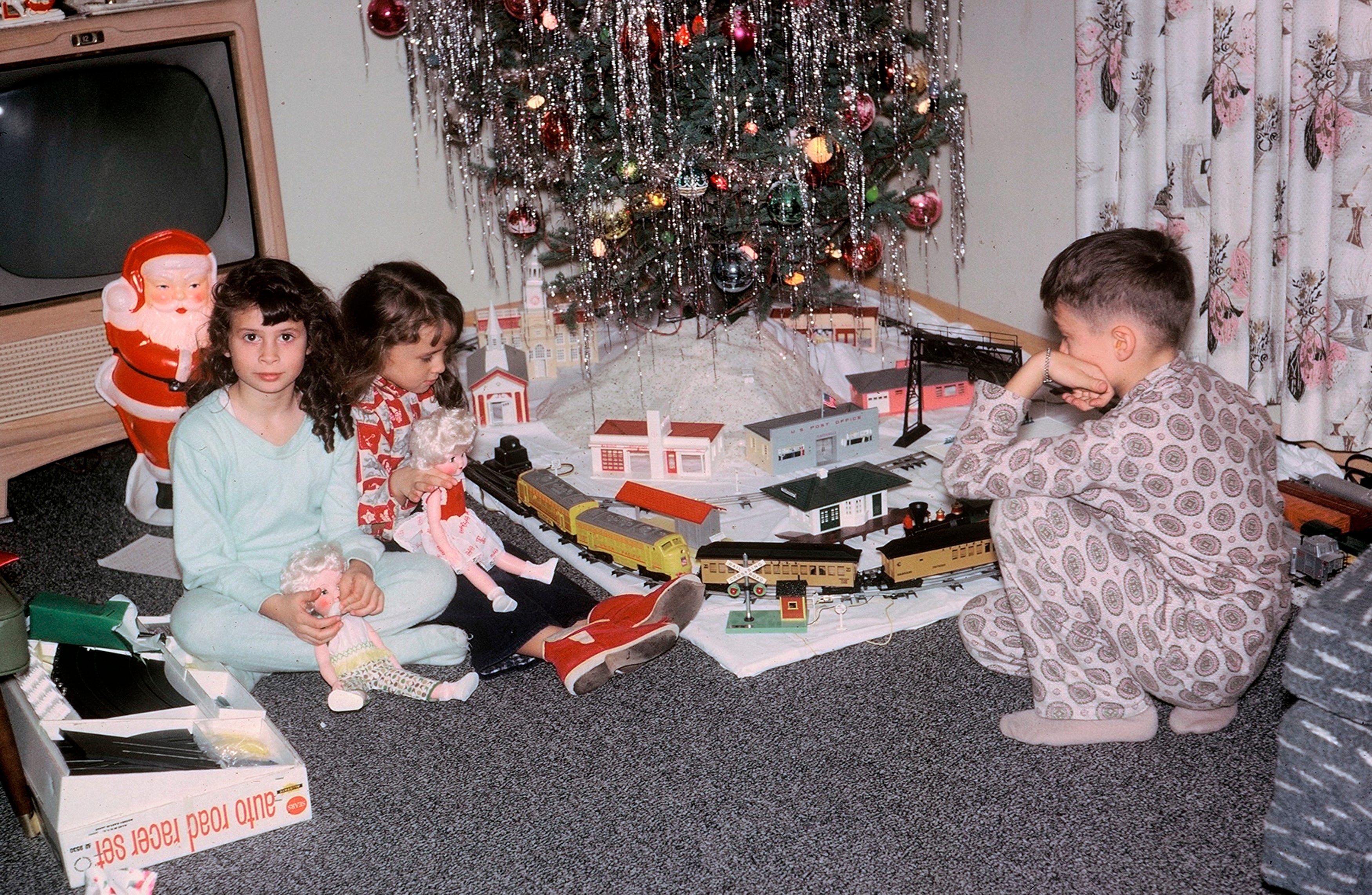 Model train and Christmas The holiday tale of 100yearold tradition