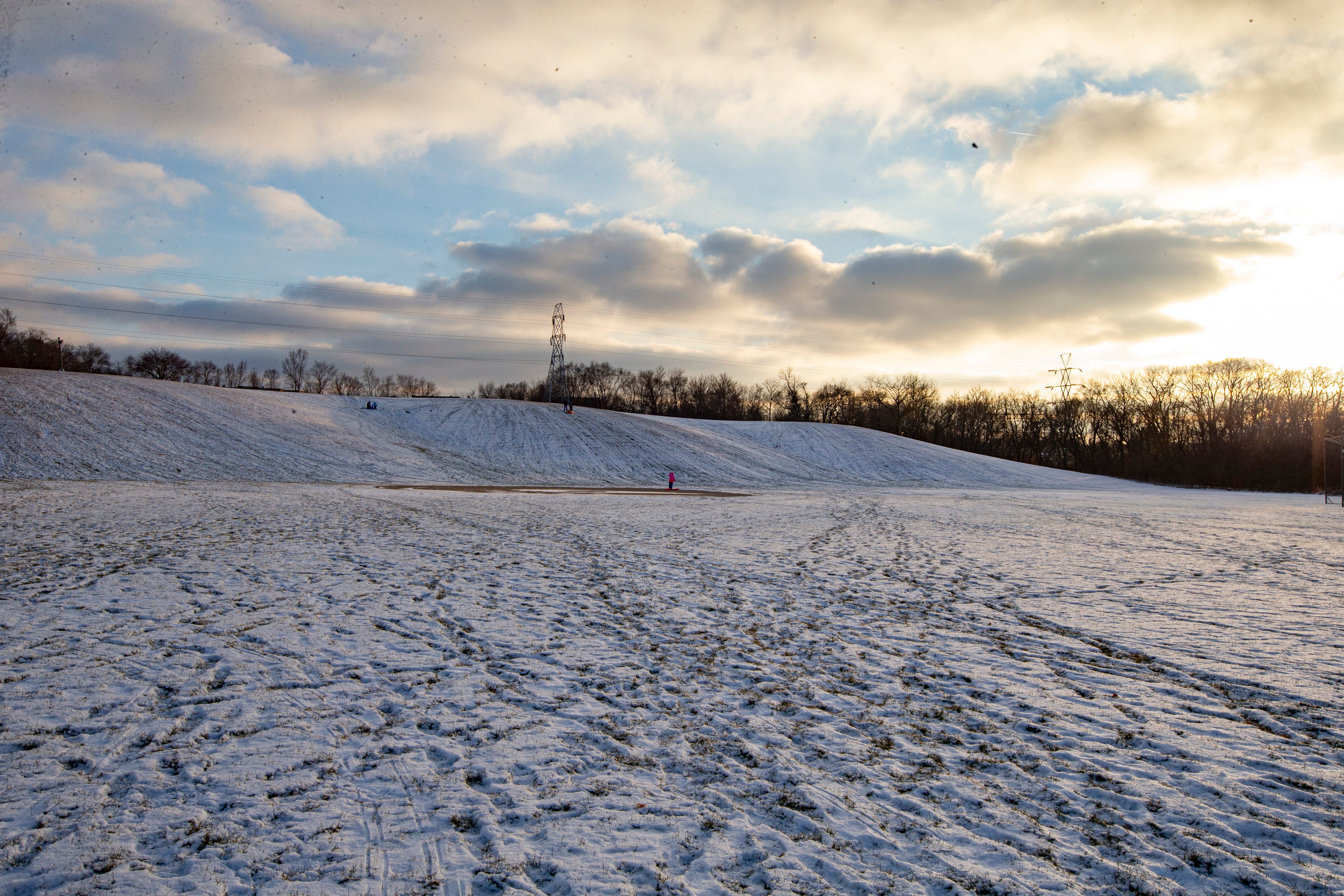 Forecast is calling for a cold but white Christmas for Rockford area