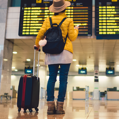 10 things to keep in your carry-on in case of flig