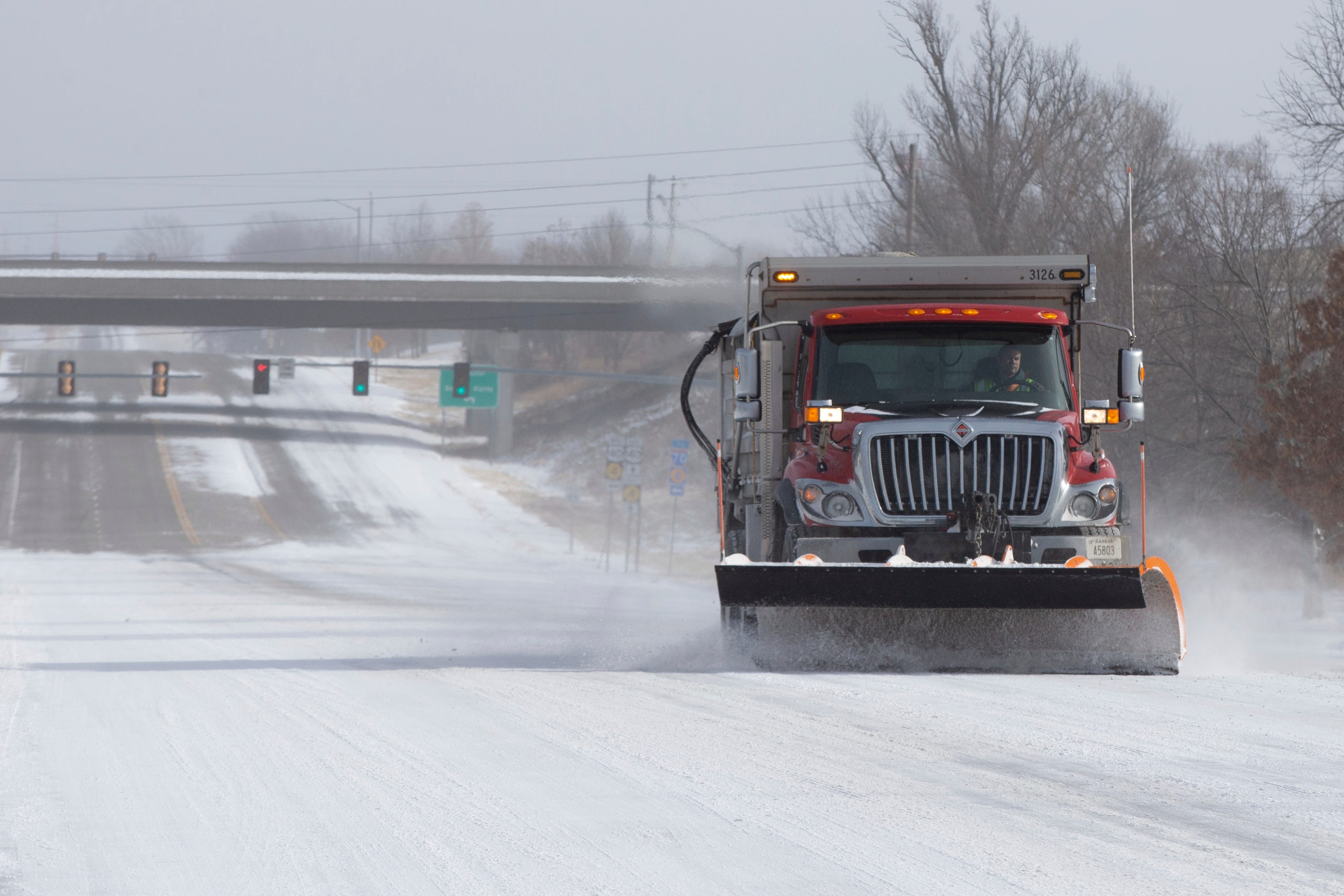 Weekend weather forecast says another winter storm for Northeast, heavy snow around Kansas