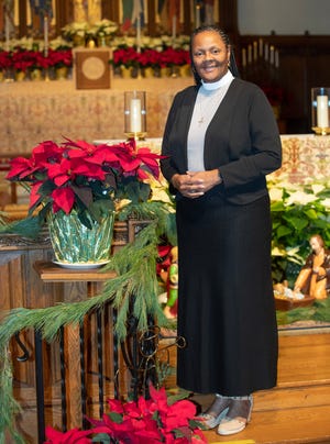 Rev. Dr. Robin Woodberry is the deacon-in-charge of St. Paul’s Episcopal Church on Cleveland Avenue in downtown Canton. She was ordained as a transitional deacon in the Episcopal Church on May 28, 2022, and is preparing for ordination to the priesthood this year.