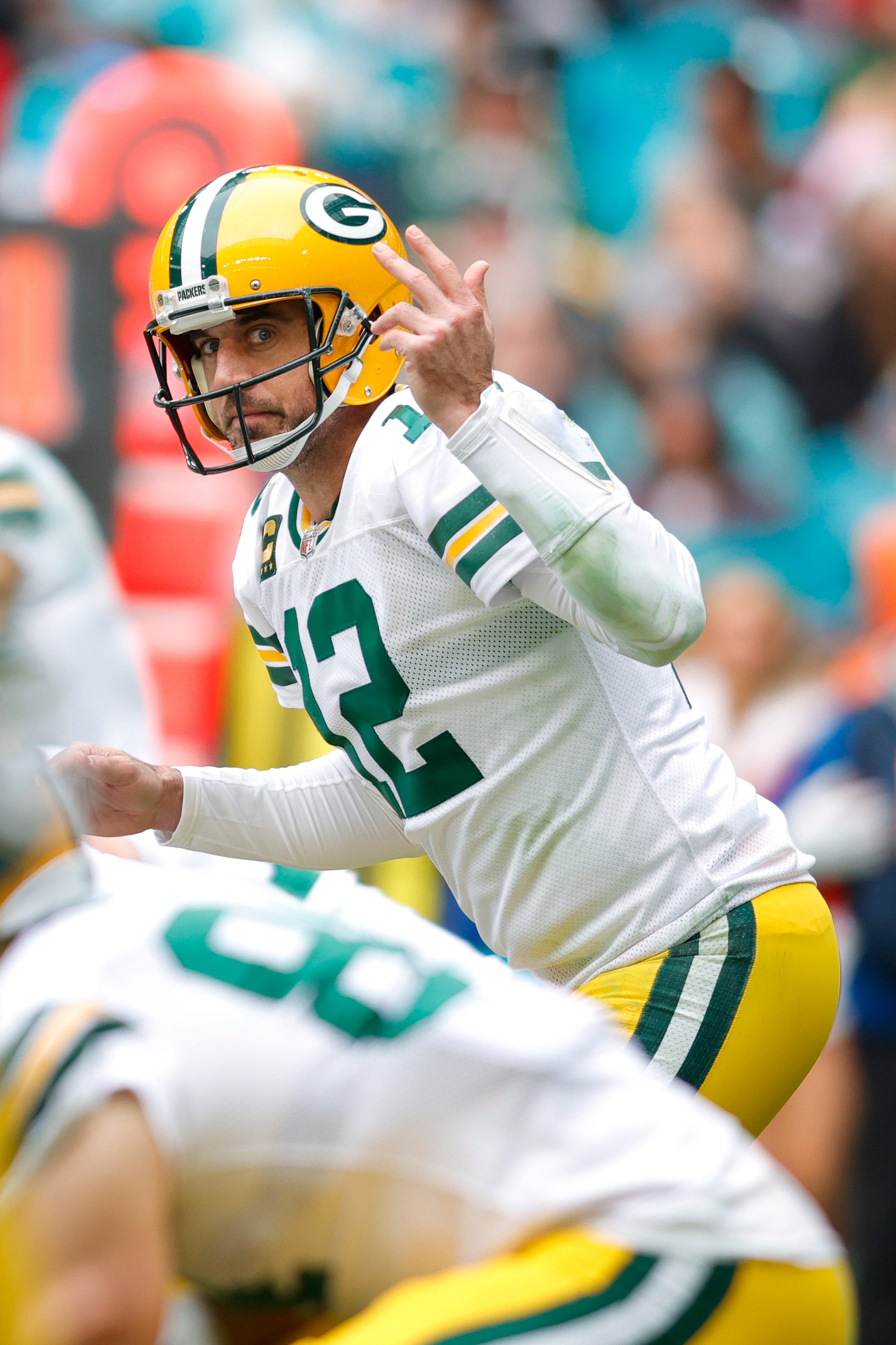 Packers salary cap tight for free agents even with Aaron Rodgers trade