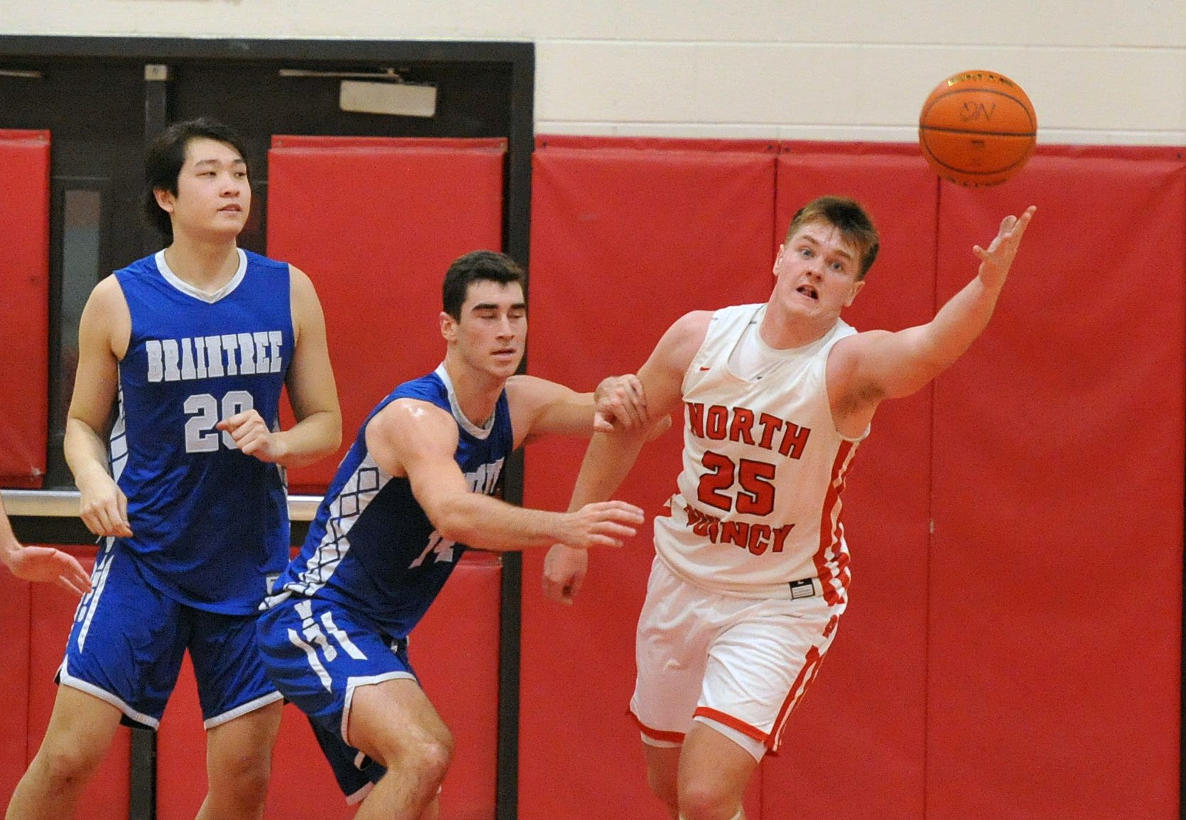 North Quincy boys basketball wins Patriot League Fisher Division crown