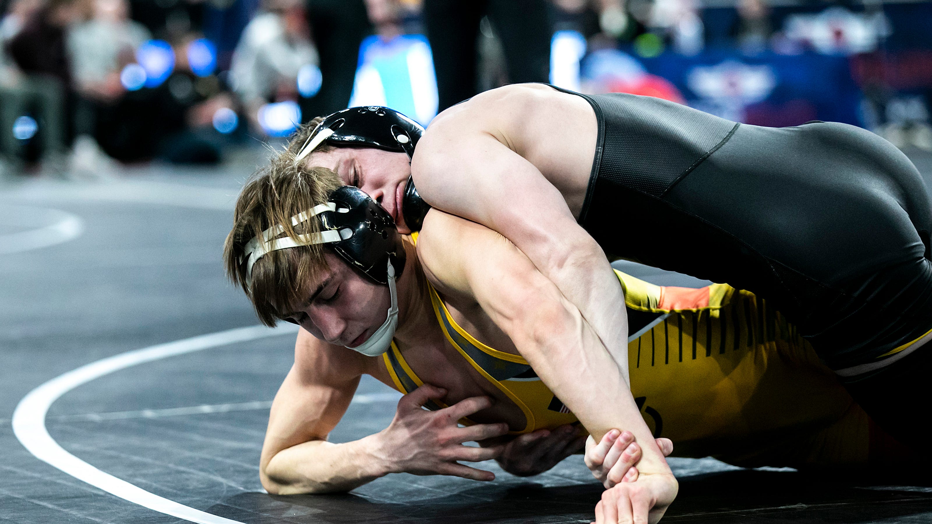 Iowa wrestling: Spencer Lee and Drake Ayala, HS rankings and more