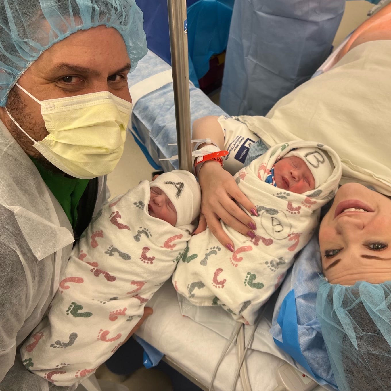 Texas couple welcomes twin baby girls, born just minutes apart – but in different years