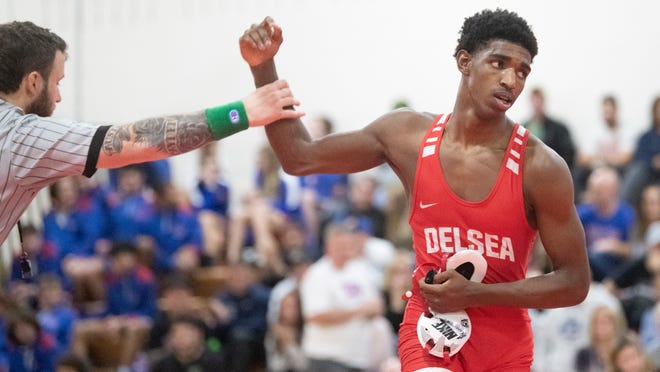 Delsea's Jamar Dixon Jr. defeated Washington Township's Chaz Melton, 16-1, on Jan. 4. Dixon delivered a pin on Wednesday as the Crusaders successfully defended their sectional title.