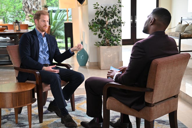 Michael Strahan interviews Prince Harry for "Good Morning America" to discuss his upcoming memoir "Spare."