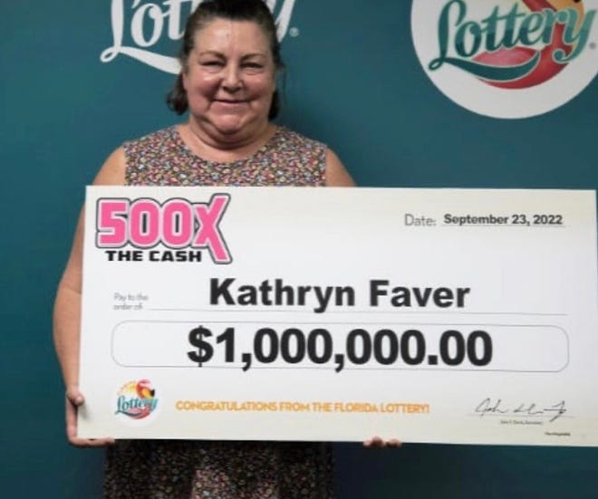 Kathryn Faver วัย 58 ปี คว้ารางวัลใหญ่ในลอตเตอรี่ด้วยการขูด 50 ดอลลาร์ในเกม 500X The Cash