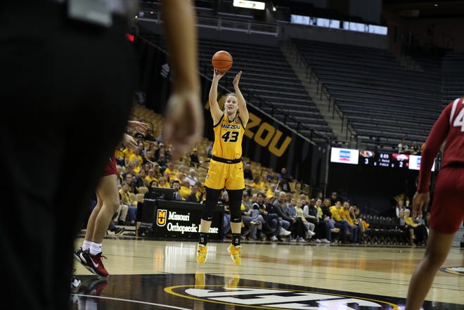 Missouri's Hayley Frank shoots a jump shot during a game against Arkansas on Jan. 8, 2023, at Mizzou Arena.
