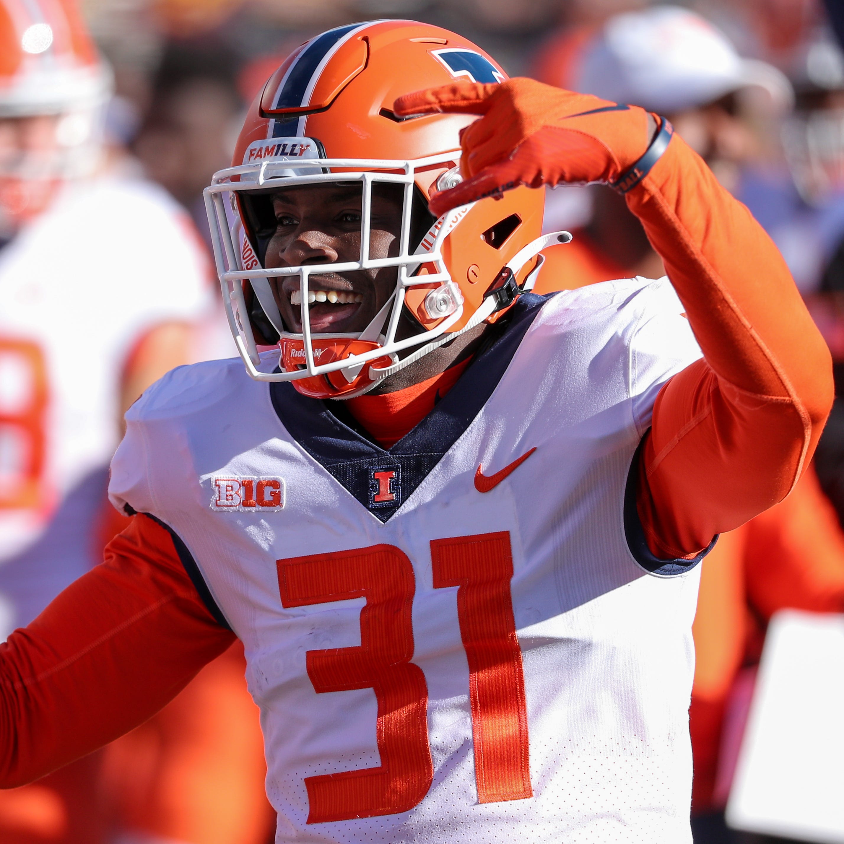 25. Dallas Cowboys -- Devon Witherspoon, CB, Illinois