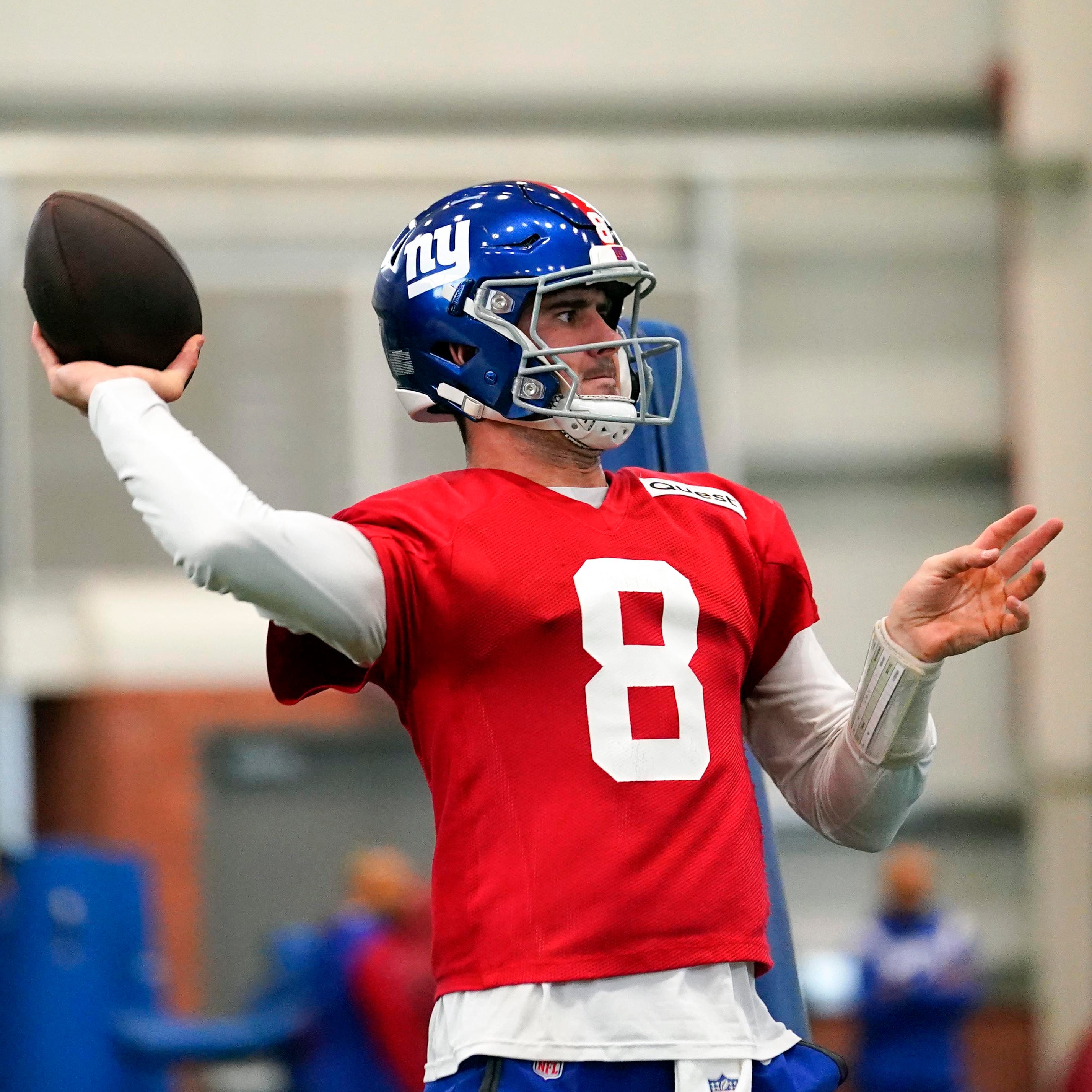 New York Giants quarterback Daniel Jones (8) throws during practice in East Rutherford on Wednesday, Jan. 11, 2023.