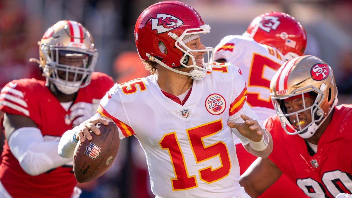Could QB Patrick Mahomes' Kansas City Chiefs be on another Super Bowl collision course with the San Francisco 49ers?